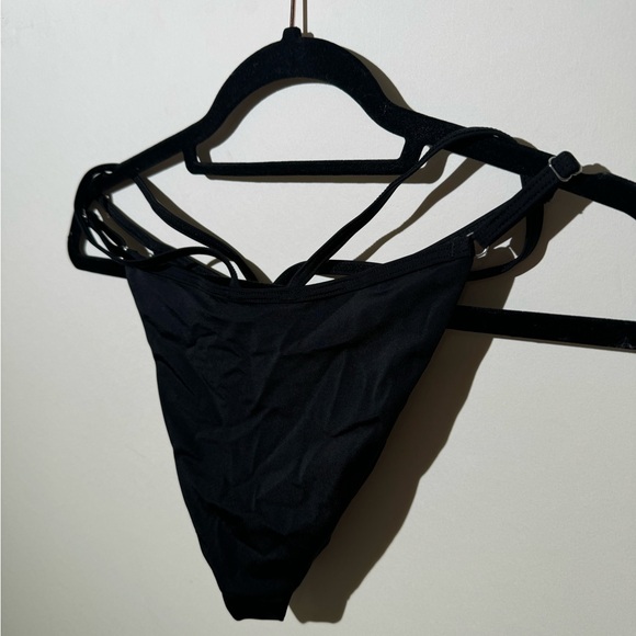 OW collection black bikini set - Picture 7 of 9